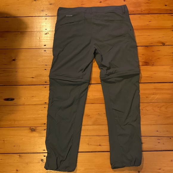 Columbia Women’s Convertible Hiking Pants - Picture 4 of 5